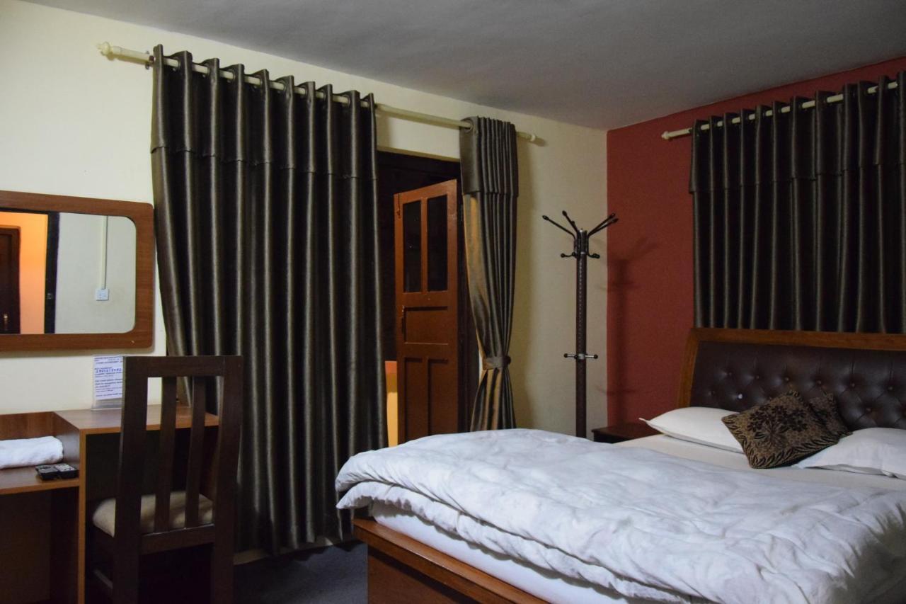 Lalitpur Hotel Siraaj מראה חיצוני תמונה