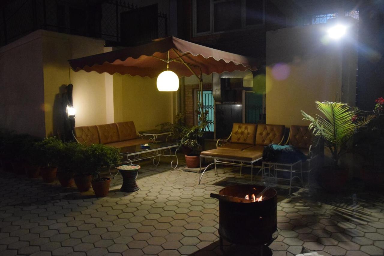 Lalitpur Hotel Siraaj מראה חיצוני תמונה